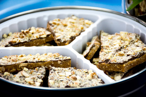 Linders Semi Sweet Fancy Toffee Tin